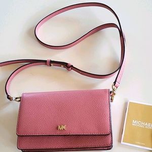 Michael Kors Phone Crossbody Rose
